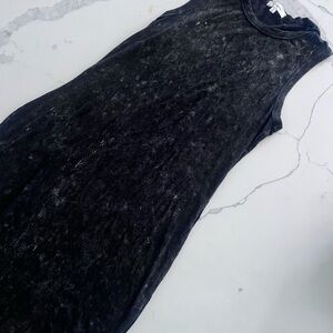 Black Sleeveless Dress